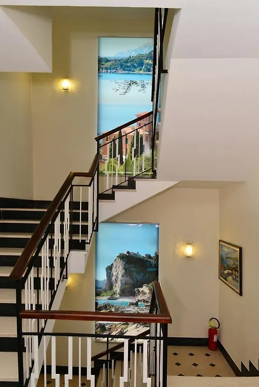 Bed & Breakfast Villa Le Logge Ventimiglia Italië